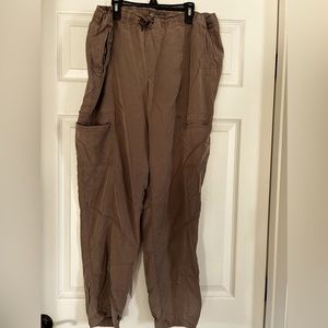 Eddie Bauer women’s pants
